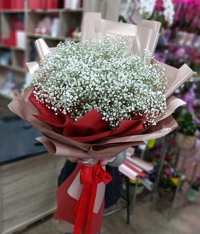 Букет цветов из: Гипсофила в Малой Вишере