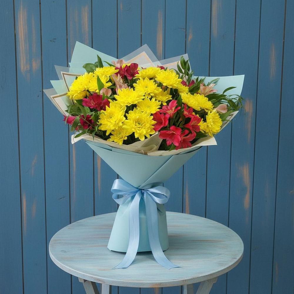 Букет цветов из: Альстромерии и Хризантемы в Малой Вишере
