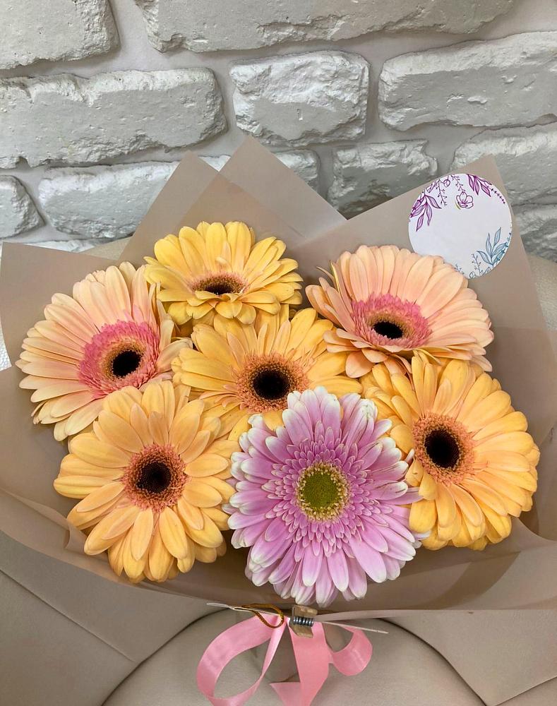 Букет цветов из: Герберы в Малой Вишере