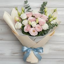 Букет цветов из:  Лизиантусы в Малой Вишере