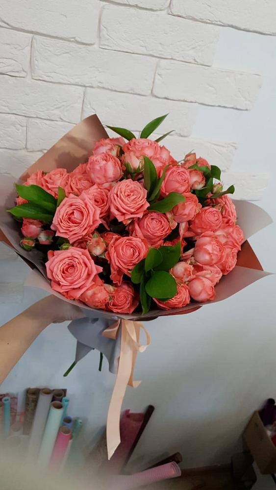 Букет цветов из: Розы в Малой Вишере