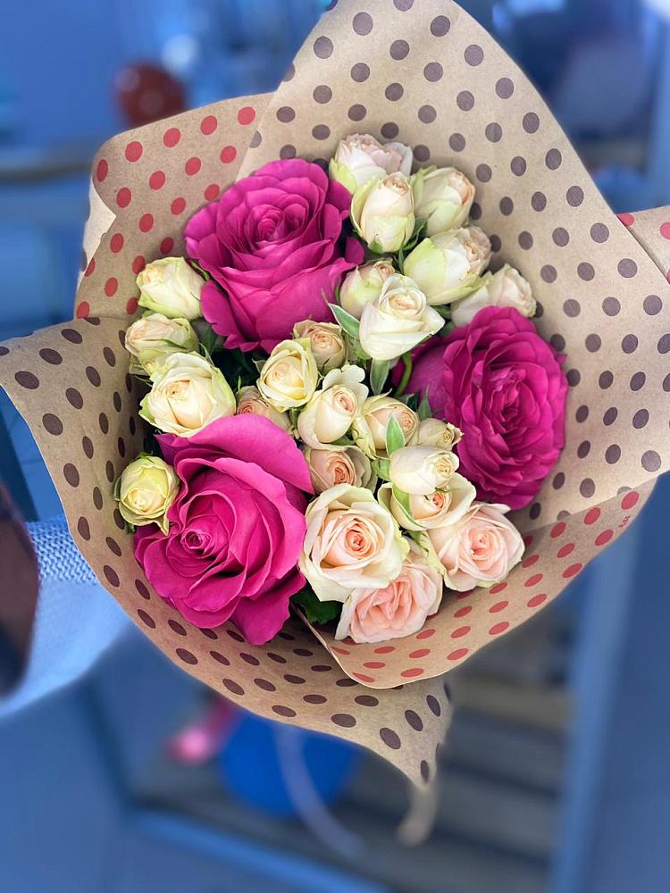 Букет цветов из: Розы в Малой Вишере