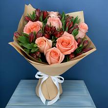 Букет цветов из:  Розы и Альстромерии в Малой Вишере