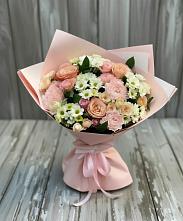 Букет цветов из:  Гвоздики, Розы и Хризантемы в Малой Вишере