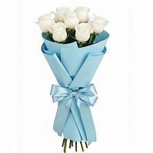 Букет 7 белых роз Проуд в Малой Вишере