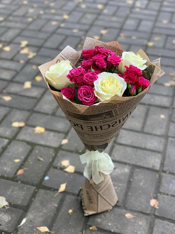 Букет цветов из: Розы в Малой Вишере