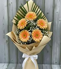 Букет цветов из:  Герберы в Малой Вишере
