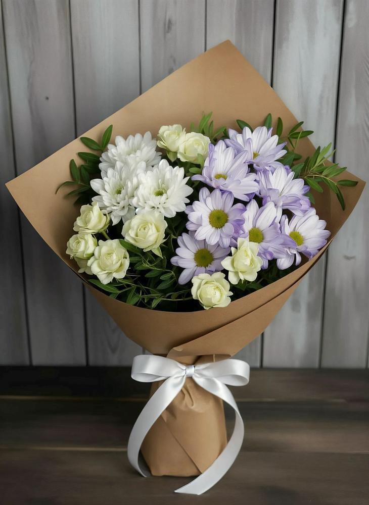 Букет цветов из: Хризантемы и Розы в Малой Вишере