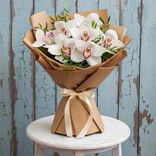 Букет цветов из:  Орхидеи и Розы в Малой Вишере