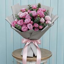 Букет цветов из:  Розы в Малой Вишере